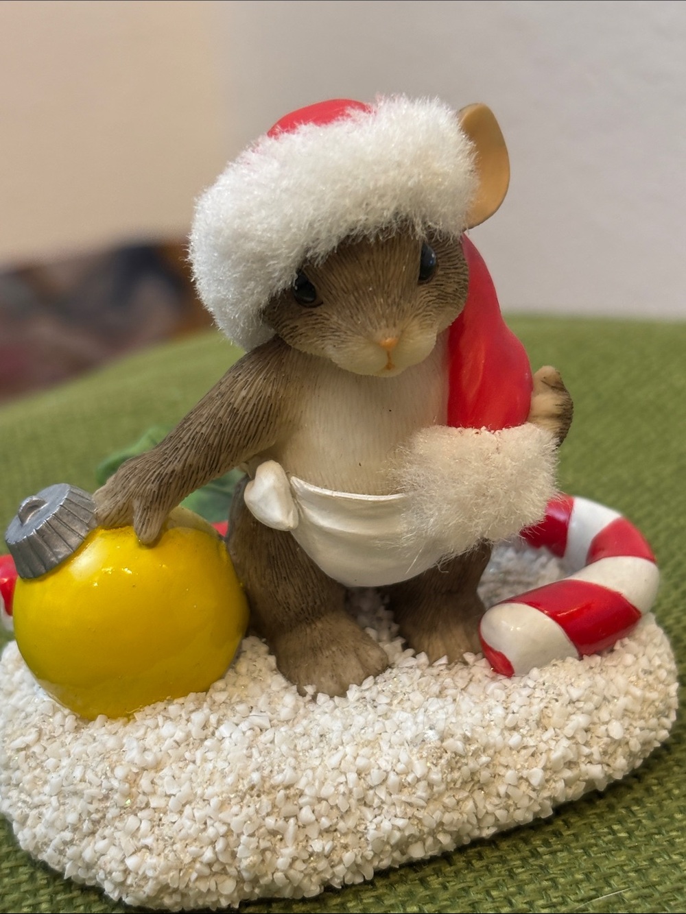Vintage 1990’s Charming Tails ‘ Baby’s First Christmas ‘ figurine.